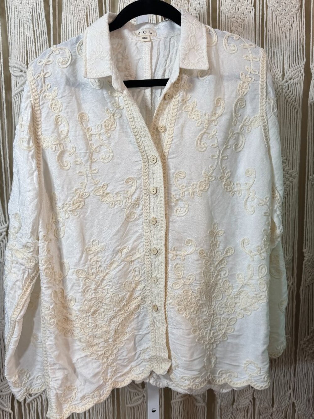 POL Cream Floral Embroidered Crochet Lace Hem Tunic Size One Size